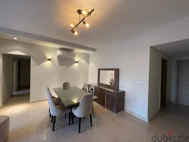Apartment for sale in Fifth Settlement, immediate receipt, finished, with air conditioners, in Fifth Square Compound, Al Marasim, in front of the Atto 4
