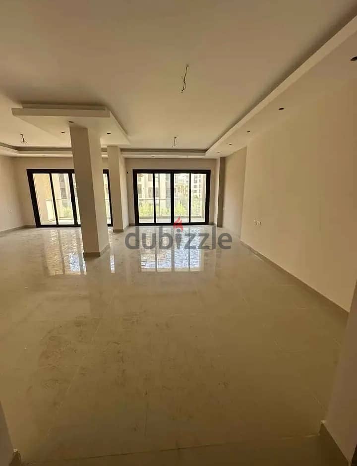 Apartment for sale ready to move in golden square new cairo شقه استلام فوري بجولدن اسكوير بالتجمع مساحه كبيره 2