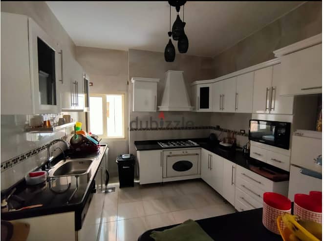 Apartment for sale in Narges, 3-room building with kitchen 2