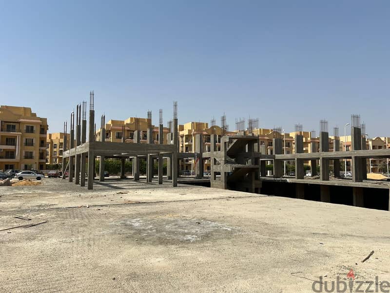 عيادة متشطبة للبيع تصلح لجميع التخصصات وبالتقسيط، بالقرب من مسجد الشرطة الشيخ زايد 6
