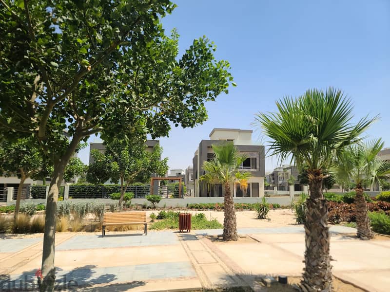 للبيع شقة بحديقة استلام فورى باميز موقع بحرى بالتقسيط دى جويا العاصمة الادارية 14