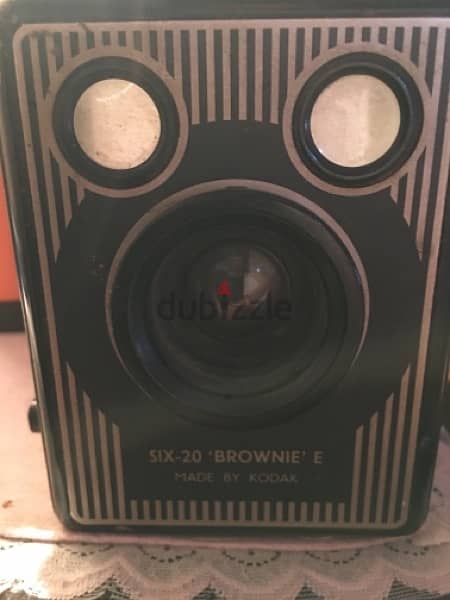 antique Six-20 brownie E Kodak 1