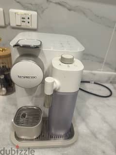 nespresso gran lattimssima coffee machine 0
