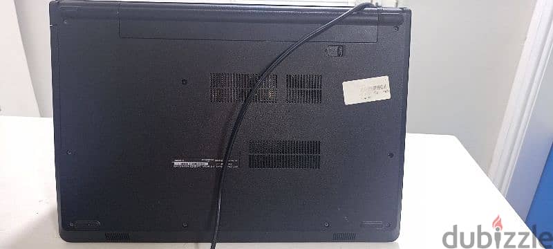 Laptop Dell Inspiron 15 3000 3