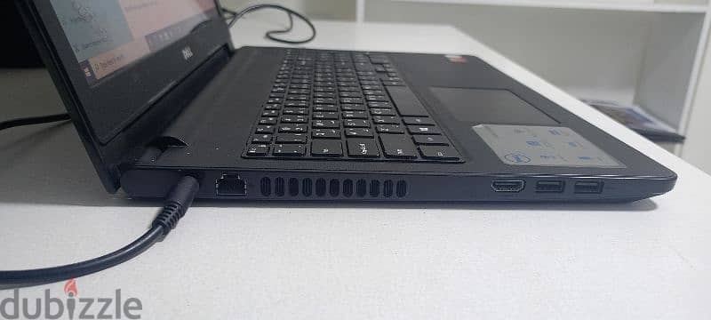 Laptop Dell Inspiron 15 3000 12
