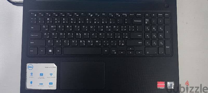 Laptop Dell Inspiron 15 3000 17
