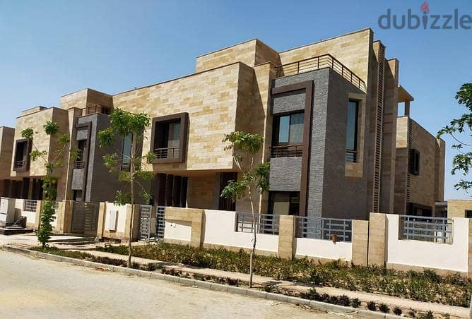 Townhouse for sale at a 38% discount for a limited period at the price of the lounge in front of the Kempinski Hotel 7