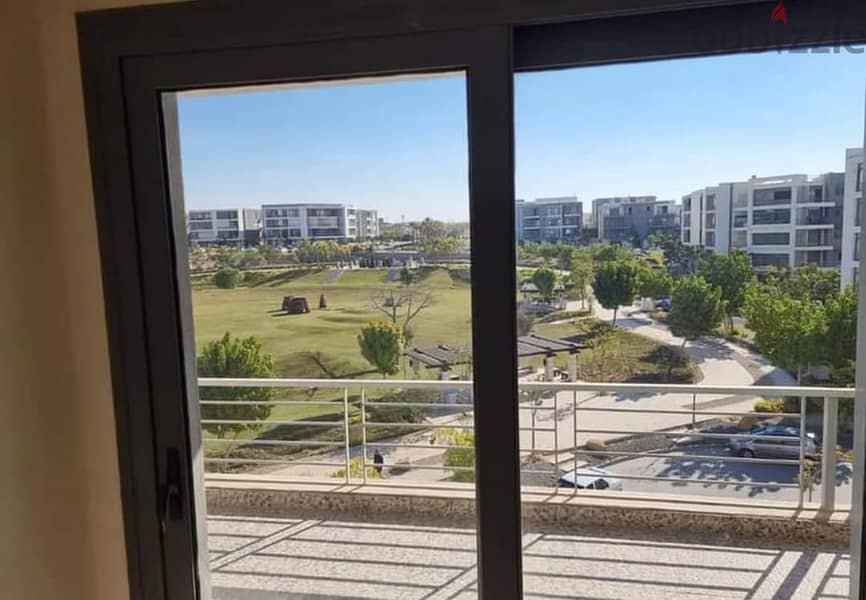 Apartment for sale in the Fifth Settlement, Taj City Compound, directly on the Suez Road, minutes from Heliopolis and Nasr City, in installments and t 15