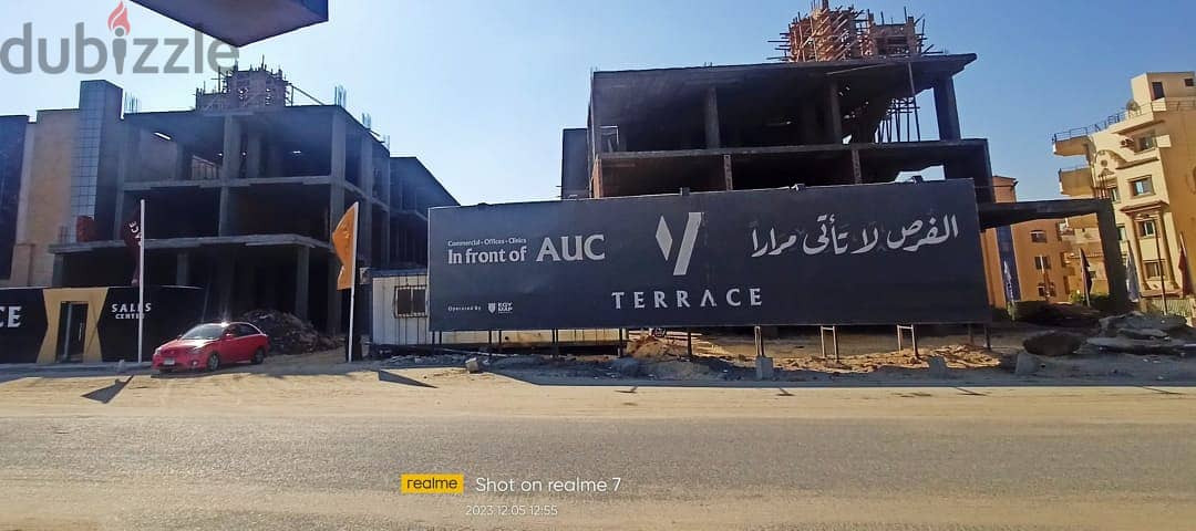 Shop for sale in Fifth Settlement, 70 m in front of the American University, V TERRACE, directly from the owner محل للبيع فى التجمع الخامس  70 م 2