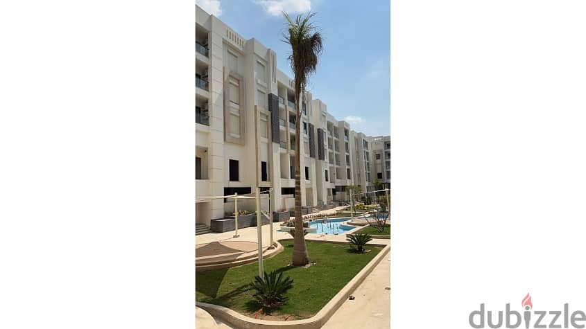In the best location in Heliopolis, I own, without a down payment, a 150-meter apartment, finished, with air conditioners and a kitchen 13