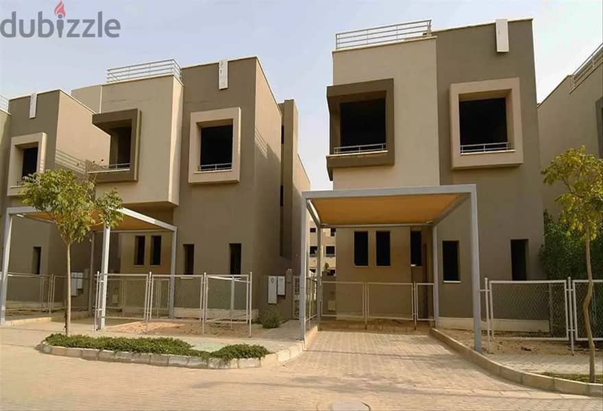 Townhouse 200m Open Roof with nanny's room [Palm Hills New Cairo] 1