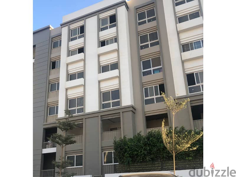Lowest down payment Apartment191m in best phase in hyde park new cairo 3
