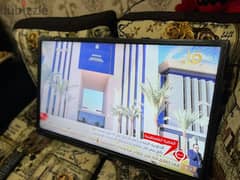 شاشة هايسنس 32 عاديةاستخدام خفيف جدا وارد الكويت بكل مشتملاتها
