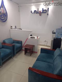 Clinic for rent, 111 square meters, 4 rooms, in a distinguished medical mall, directly on Route 90 - finished and with air conditioning, in the Fifth