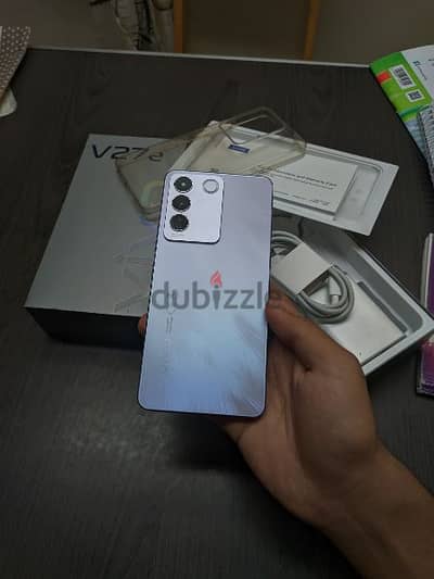 vivo v27e  256/8كسر زيرو بكل حاجته استعمال شهرين