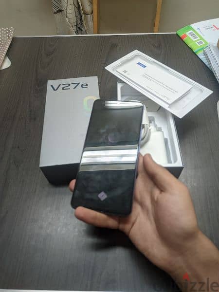 vivo v27e  256/8كسر زيرو بكل حاجته استعمال شهرين 2