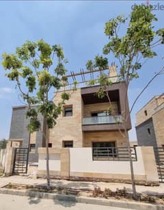 Stand alone villa for sale in Taj City Compound with the biggest cash discount of 40% in front of the airport and behind Kempinski in installments ove 0