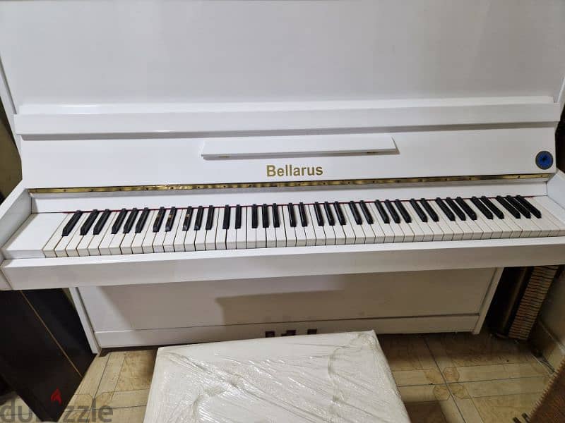بيانو Bellarus  كالجديد تماما 3