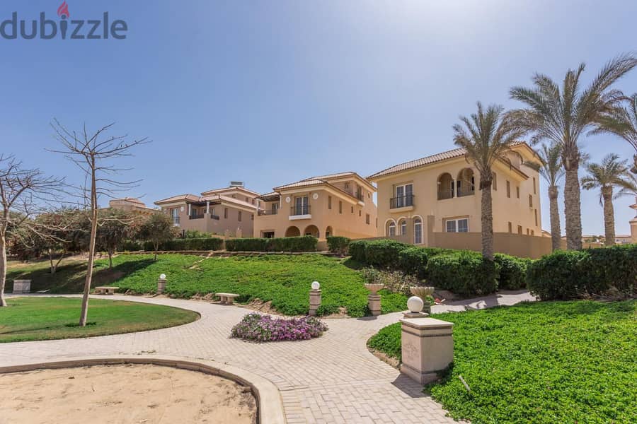 Royal stand alone villa in Hyde Park 728m for sale with 8y installments New Cairo هايد بارك التجمع الخامس 8