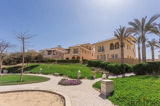 Royal stand alone villa in Hyde Park 728m for sale with 8y installments New Cairo هايد بارك التجمع الخامس 13