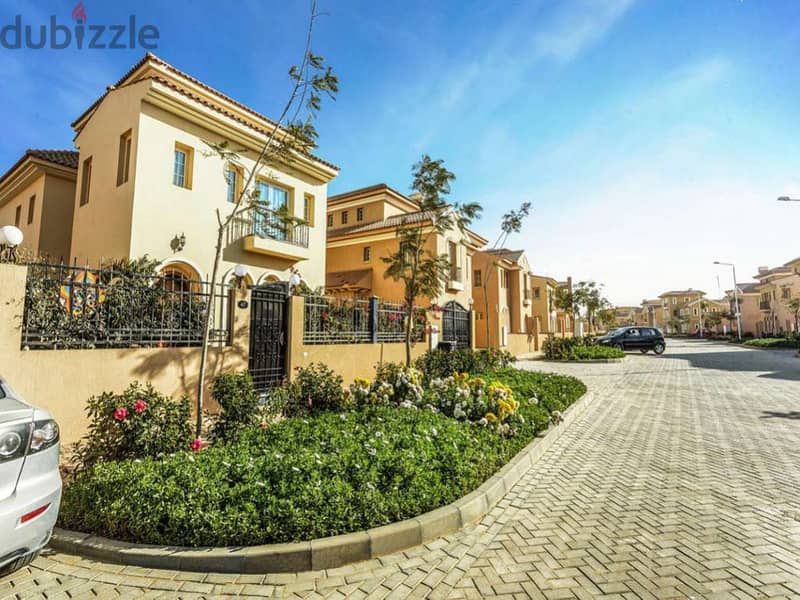 Twin villa with 8 years installments 237m in Hyde Park New Cairo  هايد بارك التجمع الخامس 15