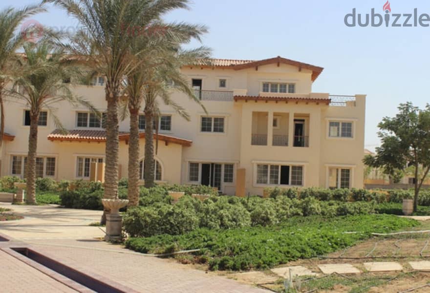 Twin villa with 8 years installments 237m in Hyde Park New Cairo  هايد بارك التجمع الخامس 20