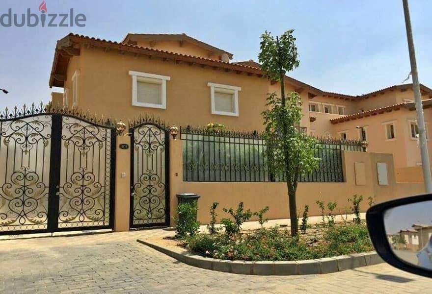 Twin villa with 8 years installments 237m in Hyde Park New Cairo  هايد بارك التجمع الخامس 21