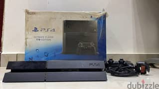 Playstation 4 1TB With one Joystick (FAT)