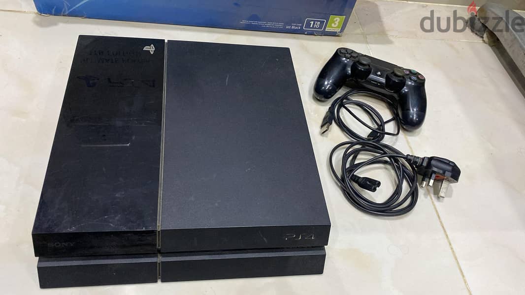 Playstation 4 1TB With one Joystick (FAT) 1