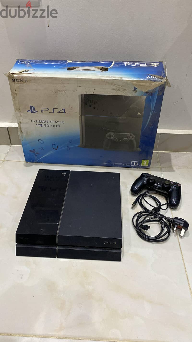 Playstation 4 1TB With one Joystick (FAT) 2
