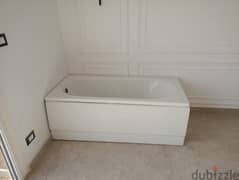 New Duravit bathtub with sides