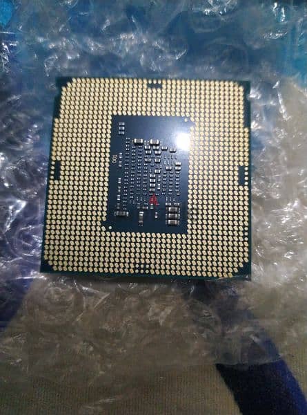 2 processor 1 i5 7500 + 1 i3 7100 3