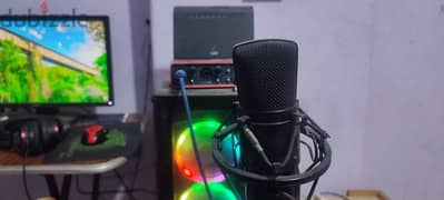 scarlett 2i2 + microphone m audio