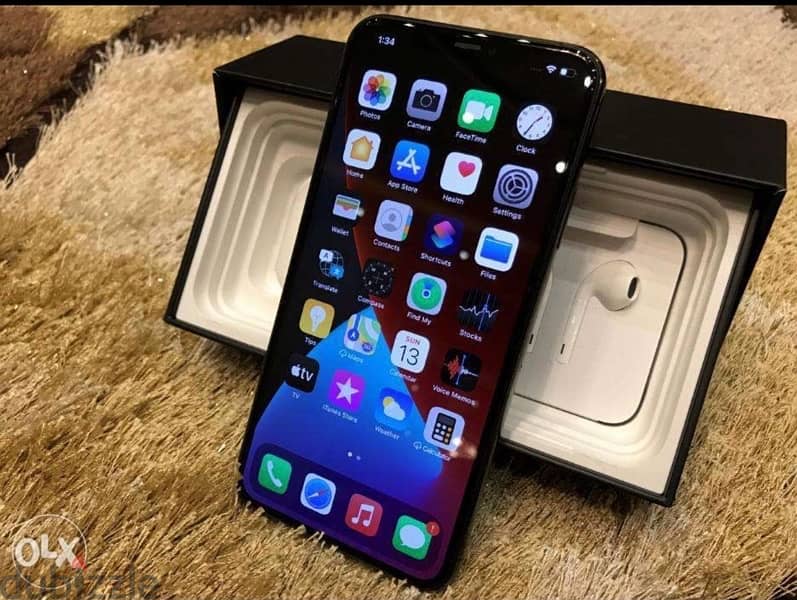 iPhone 11 Pro Max 0