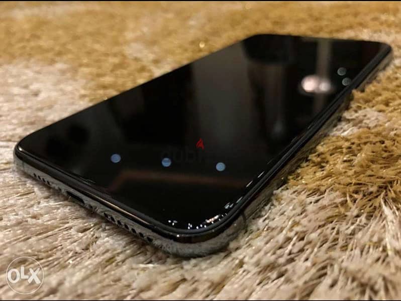 iPhone 11 Pro Max 1