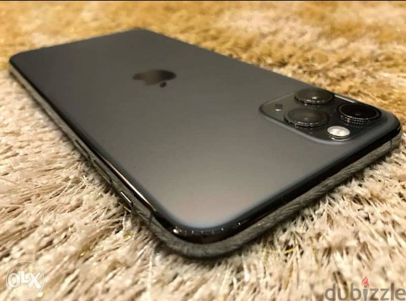 iPhone 11 Pro Max 2