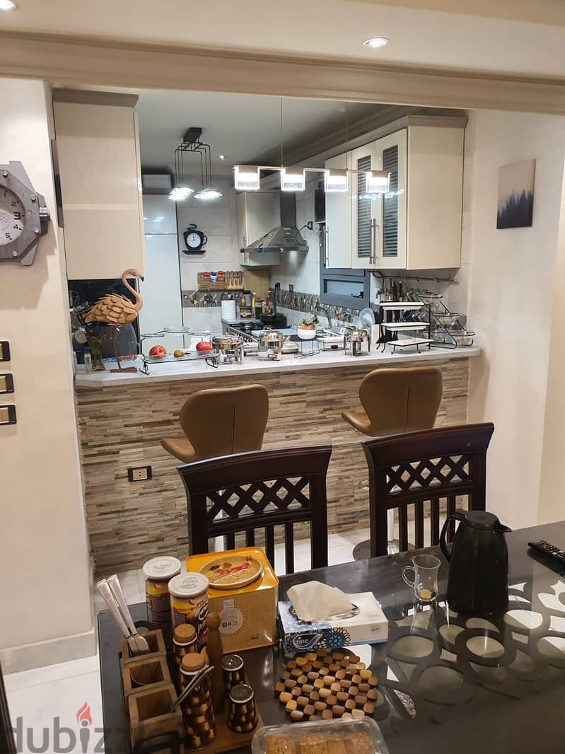 Apartment for sale with kitchen, air conditioners, furniture and appliances, Maadi, Darna Ashgar Compound, near Carrefour Maadi, Katameya Gardens Club 4