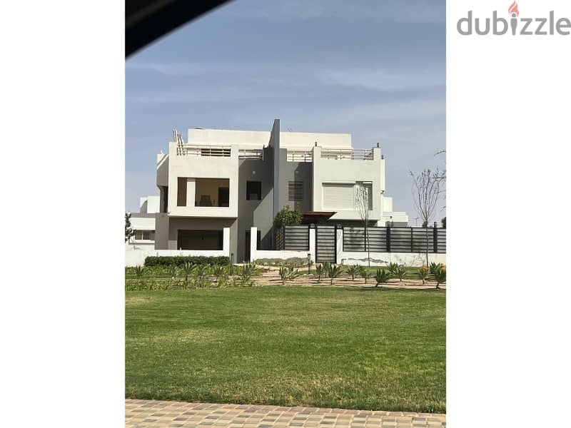 most special modern twin house with a land space of 330m for sale at the lowest price view Landscape, Ready to move in Hyde Park in Fifth Settlments 3