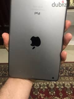 I phone 4s 8 giga good  condition + i pad mini 2      16 g 0