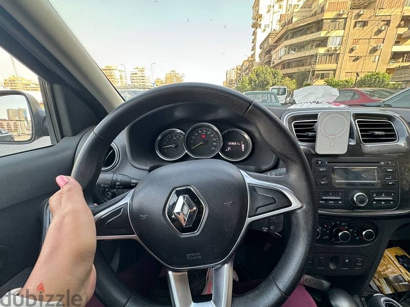 Renault Logan 2019 5