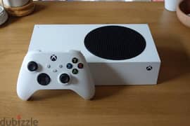 xbox series s good console for gaming negotiable يوجد اشتراك جيم باس