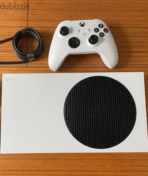 xbox series s good console for gaming negotiable يوجد اشتراك جيم باس 1