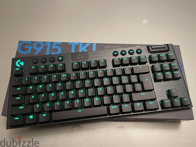 Logitech g915 tkl lightspeed wireless gaming keyboard. 6