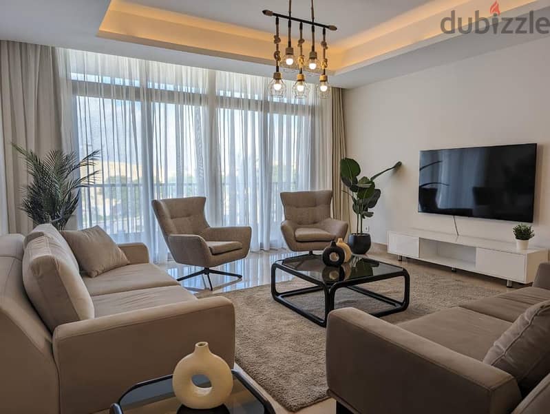 Fully furnished Apartment for rent CFC Aura      . 5