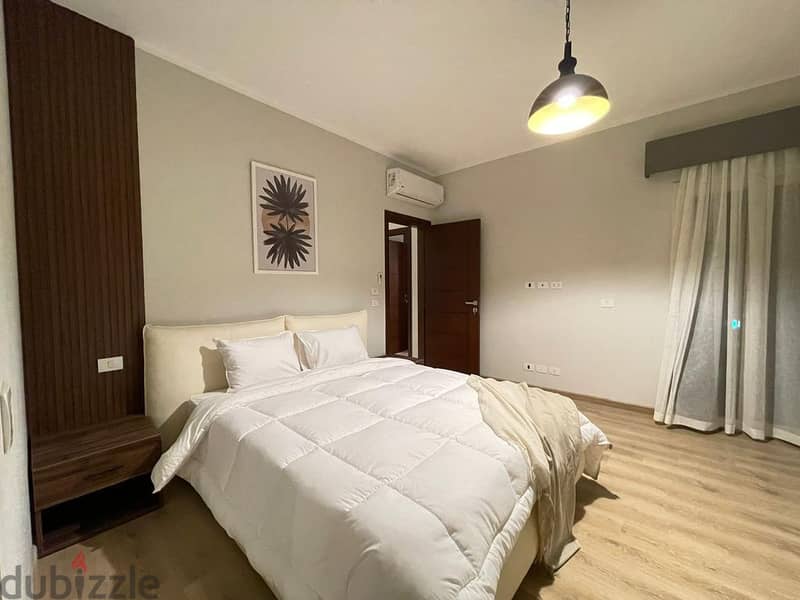 3 rooms ,90 Avenue, fully furnished ,special price 11