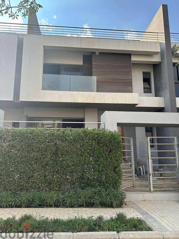 Separate villa 250 meters for sale View Landscape The Crest Compound New Cairo Alcazar Real Estate Company with the best location in the Fifth Settlem 6