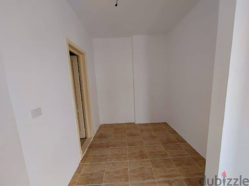 Apartment with a very special total contract price of 133 square meters, garden view. " 6