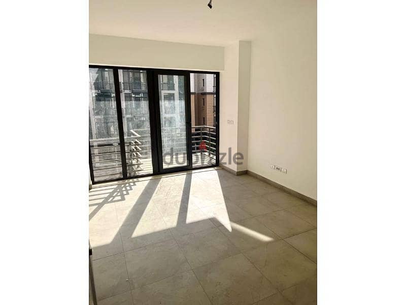 Apartment with a very special total contract price of 133 square meters, garden view. " 9
