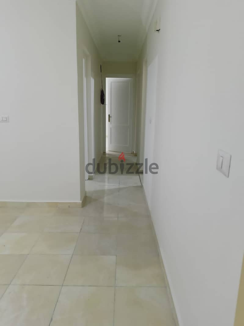 "Ground floor apartment with a garden and wide garden view128 square meters, immediate delivery. " 6