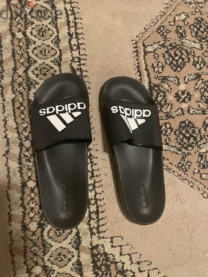 Adidas Slipper -Size 46 0